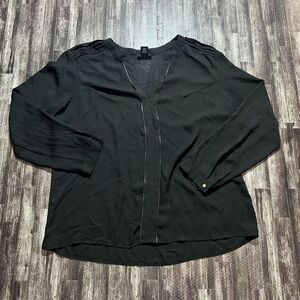 NikiMoto Women's Black Long Sleeve Blouse